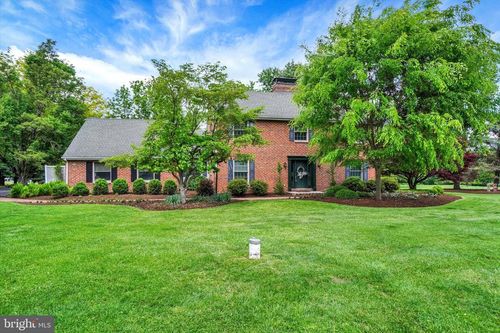 3701 Trout Run Rd, YORK, PA, 17406-8333 | Card Image