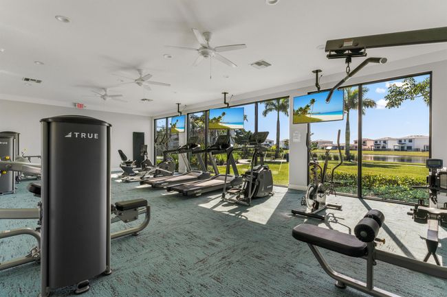 16450 Sandy Shore Dr, House other with 2 bedrooms, 2 bathrooms and null parking in Westlake FL | Image 37