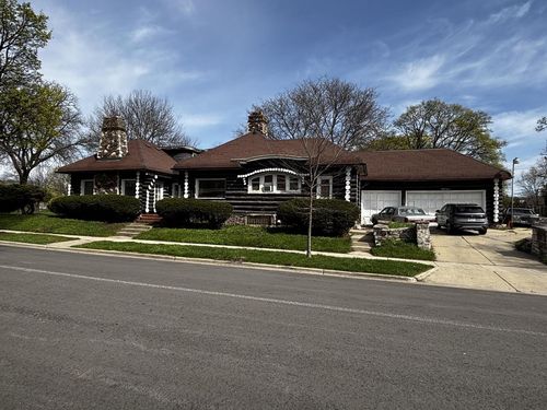 2602 N Sherman Boulevard, Milwaukee, WI, 53210 | Card Image