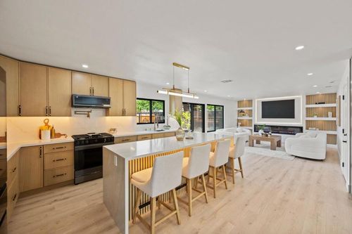 19997 Twilight Ct, Cupertino, CA, 95014-2304 | Card Image