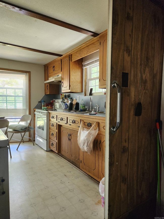 256 Shawnee Loop, House other with 3 bedrooms, 2 bathrooms and null parking in Amity AR | Image 9