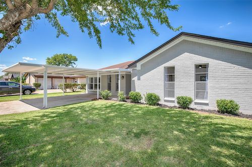 7306 Nightingale Cir, Texas City, TX, 77591-3521 | Card Image