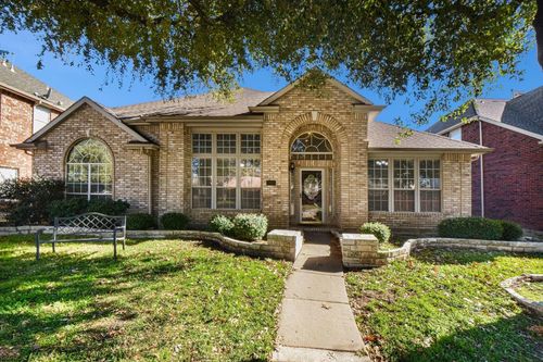 1005 Creek Bnd, Carrollton, TX, 75007-2787 | Card Image