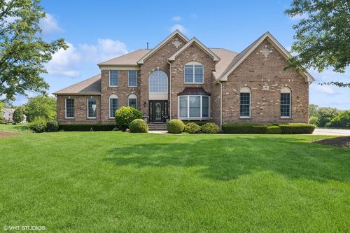 85 Tournament Dr N, Hawthorn Woods, IL, 60047-8401 | Card Image