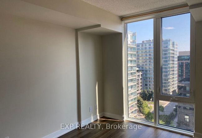1104 - 38 Monte Kwinter Crt, Condo with 2 bedrooms, 1 bathrooms and null parking in North York ON | Image 7