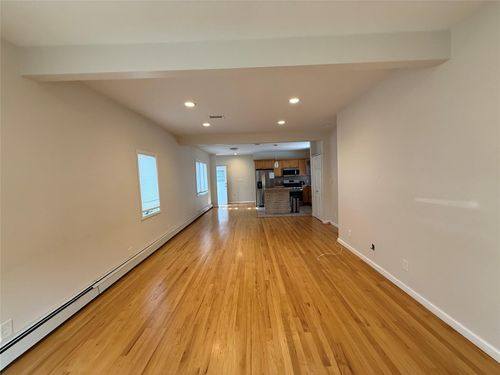 lower-512 E Penn Street, Long Beach, NY, 11561 | Card Image