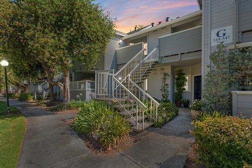 331 Shadow Run Dr, San Jose, CA, 95110-3544 | Card Image
