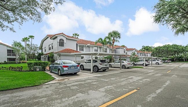 APT-101 - 7372 Lake Meadow Way, Condo with 3 bedrooms, 2 bathrooms and null parking in Boynton Beach FL | Image 5