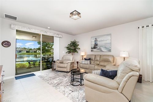 20474 Palm Woode Dr, Fort Myers, FL, 33919 | Card Image