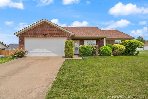 5935 Pine View Ct, Jeffersonville, IN, 47130-8907 | Card Image