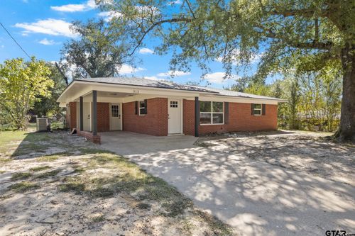 312 Willow St, Hughes Springs, TX, 75656-2058 | Card Image