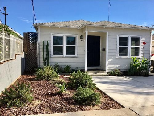 3618 W 104th St, Inglewood, CA, 90303 | Card Image