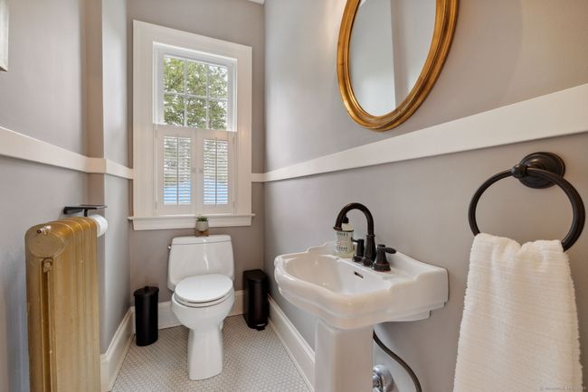 137 Ballard Dr, House other with 5 bedrooms, 3 bathrooms and null parking in West Hartford CT | Image 12