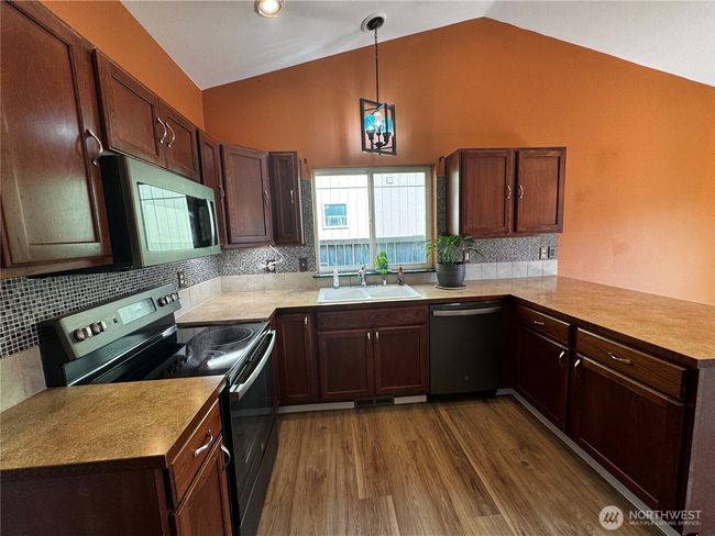427 Stadium Loop, House other with 3 bedrooms, 2 bathrooms and 2 parking in Napavine WA | Image 4