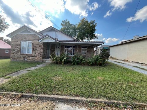 24405266 S Pleasant St, Decaturville, TN, 38329-8084 | Card Image