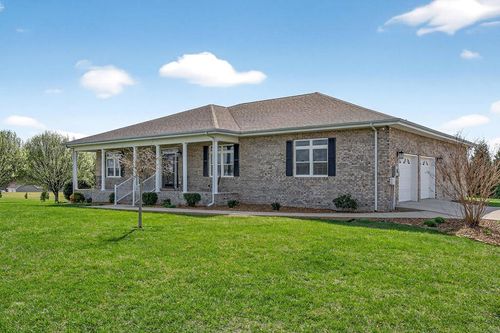 450 Low Gap Rd, Sparta, TN, 38583-3310 | Card Image