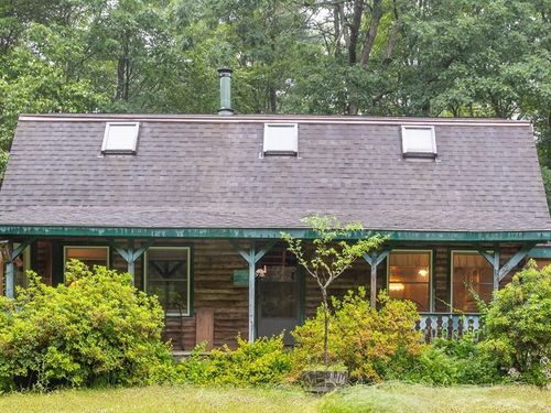 33 Valley Rd, Lunenburg, MA, 01462-1133 | Card Image