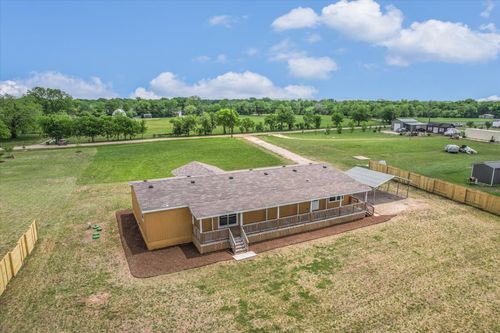 202 Lazy River Ln, Elgin, TX, 78621 | Card Image