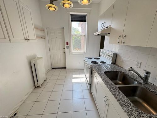 {{alt}} | Card Image