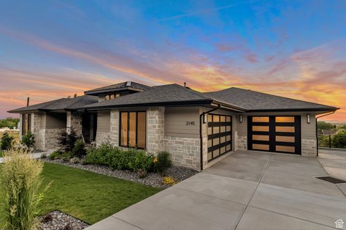 2145 N Main St, Centerville, UT, 84014-3420 | Card Image