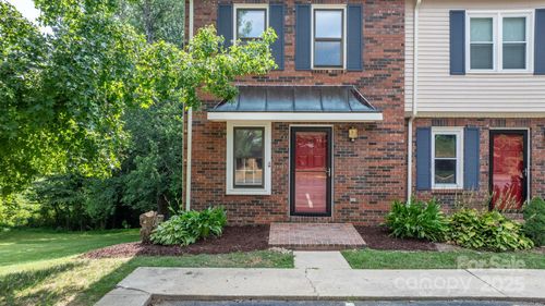 apt-76-2705 N Center St, Hickory, NC, 28601-1346 | Card Image