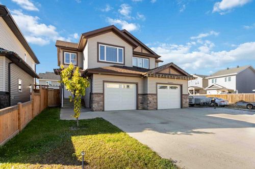 105 Archerhill Crt, Fort Mcmurray, AB, T9J1C8 | Card Image