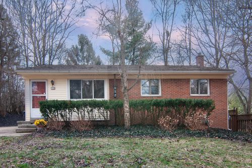 352 Manor Dr, Ann Arbor, MI, 48105-1127 | Card Image