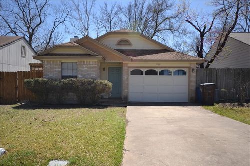 1105 Green Valley Cv, Round Rock, TX, 78664-6852 | Card Image