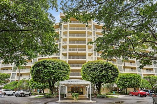 105-3499 Oaks Way, Pompano Beach, FL, 33069-5392 | Card Image
