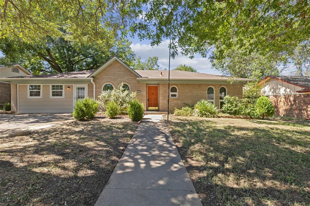 Hemphill Dr, Cleburne, TX 76033