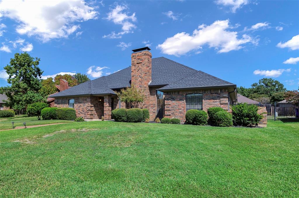 Bellflower Dr, Carrollton, TX 75007