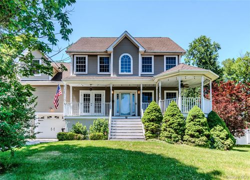 18 Baron Dr, Warwick, NY, 10990-3462 | Card Image