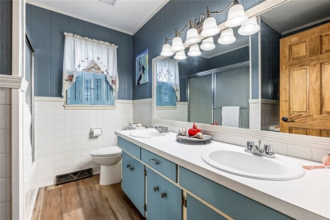 1415 S Madison Ave, House other with 4 bedrooms, 2 bathrooms and null parking in Aurora MO | Image 20