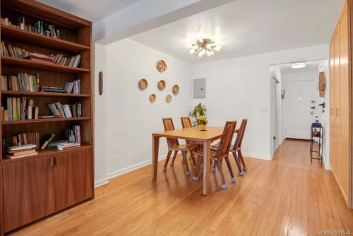 6a-445 W 240th Street, New York, NY, 10463 | Card Image
