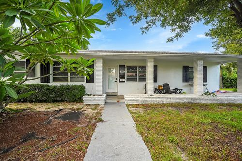 1331 S Palmway, Lake Worth Beach, FL, 33460-5607 | Card Image