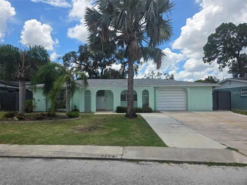 7124 Ashwood Dr, PORT RICHEY, FL, 34668-1401 | Card Image
