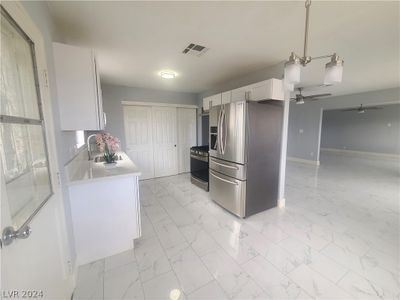 3129 Crawford Street, House other with 3 bedrooms, 2 bathrooms and null parking in North Las Vegas NV | Image 3