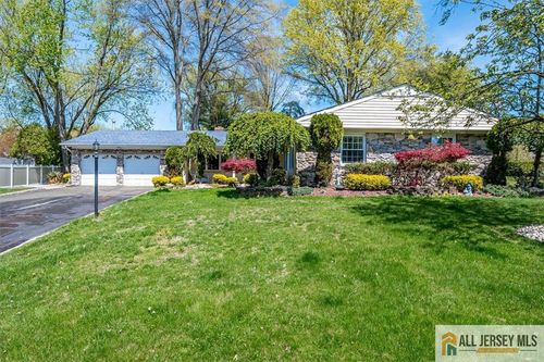 14 Clinton Dr, Manalapan, NJ, 07726-2929 | Card Image