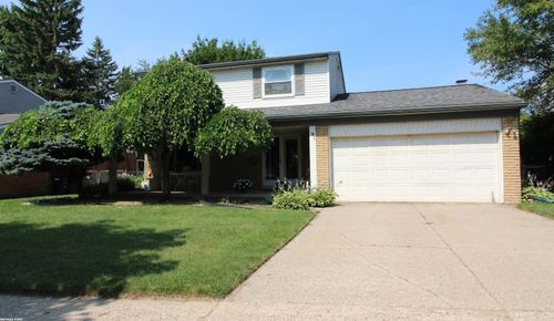 40147 Spitz Drive, Sterling Heights, MI, 48313 | Card Image