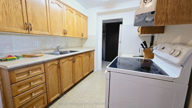 315 - 2825 Islington Ave, Condo with 2 bedrooms, 2 bathrooms and null parking in North York ON | Image 9
