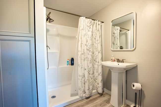 9 Mins Ln, House other with 3 bedrooms, 4 bathrooms and null parking in Underhill VT | Image 32