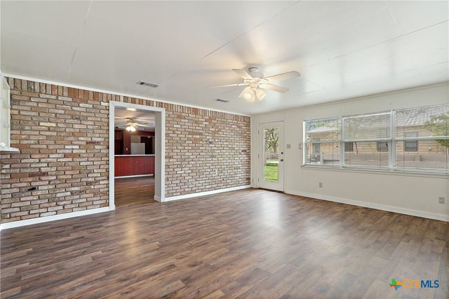 Massive Bedroom in 2nd Residence w/ 2 Closets | Image 24