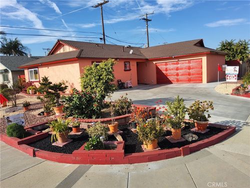 7571 San Rafael Dr, Buena Park, CA, 90620-1531 | Card Image