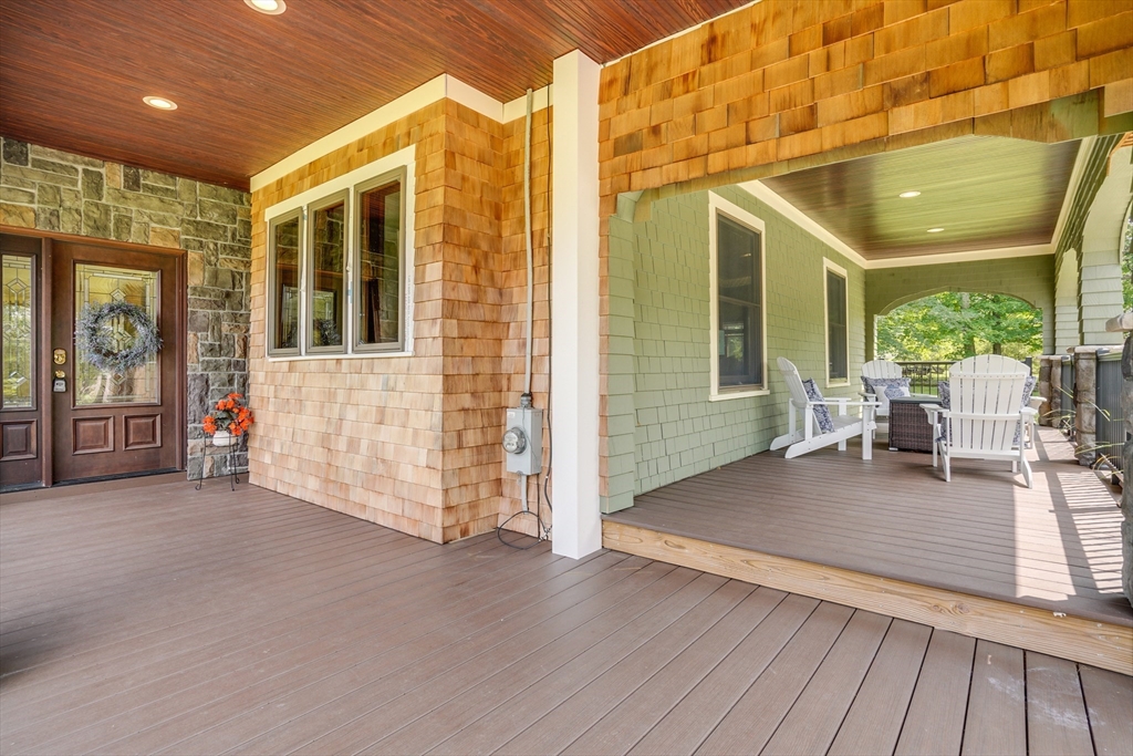 Lexington Rd, Billerica, MA 01821