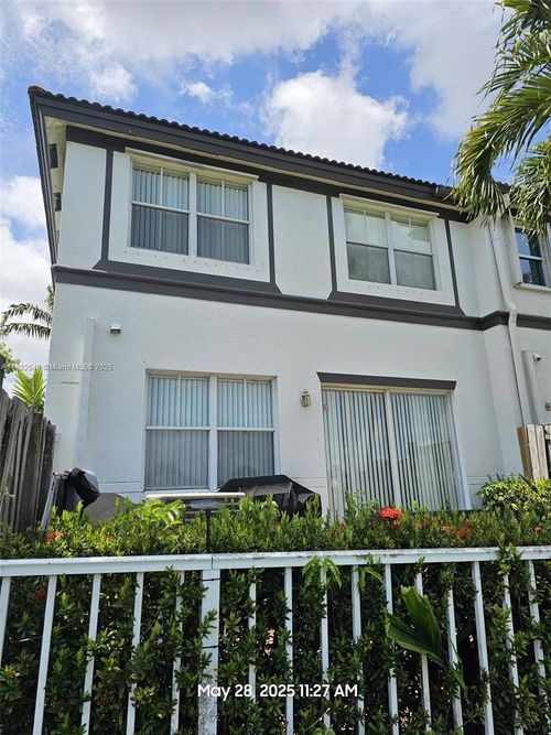 11401 Nw 76th Ter, Doral, FL, 33178-1372 | Card Image