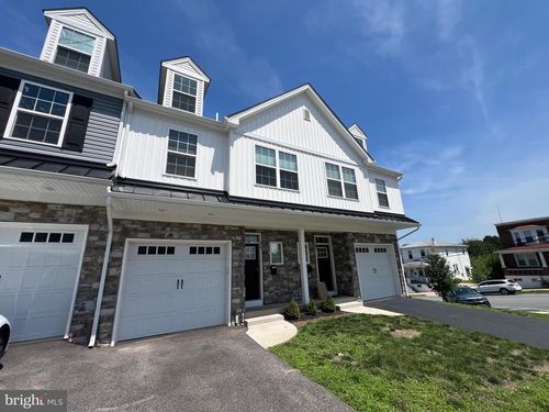 403 Hurst St, BRIDGEPORT, PA, 19405-1537 | Card Image