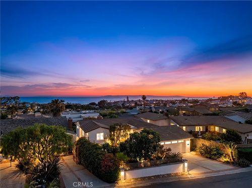 428 Cabrillo Ter, Corona Del Mar, CA, 92625-2601 | Card Image