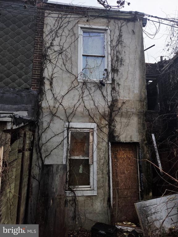 Residential in PHILADELPHIA 4