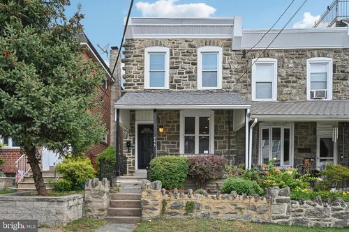 243 Lauriston St, PHILADELPHIA, PA, 19128-3720 | Card Image