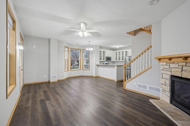 7539 12 Th St N, Townhouse with 3 bedrooms, 3 bathrooms and null parking in Oakdale MN | Image 5